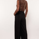Fluresk Leslie Pants Zwart – Broeken van Fluresk, kleur XS, maat | JoAnnco